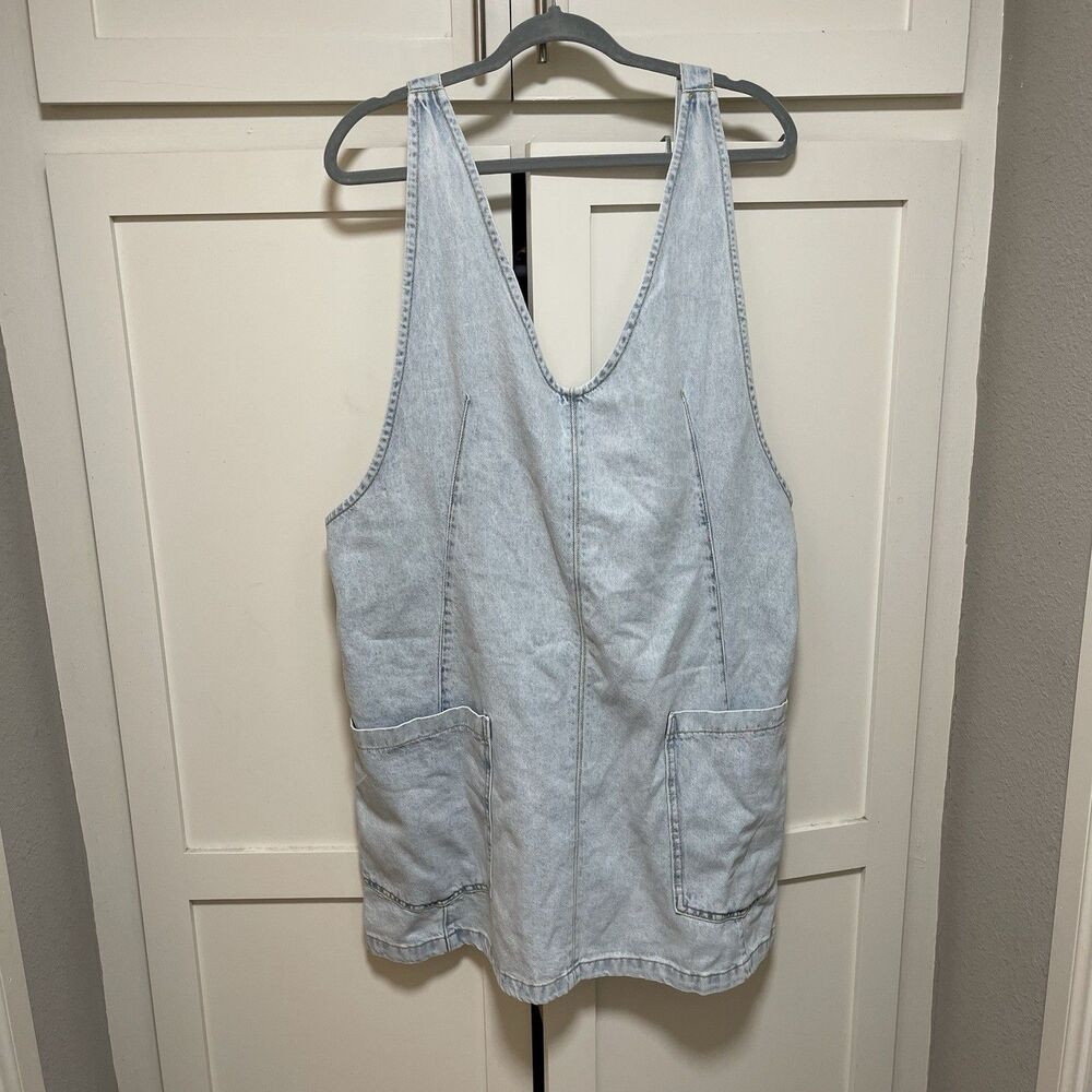 FREE PEOPLE WE THE FREE HIGH ROLLER DENIM OVERALL SKIRTALL MINI DRESS XL NWOT - Picture 2 of 10